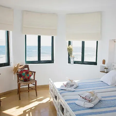 Rustic Med Socarrat Willa *